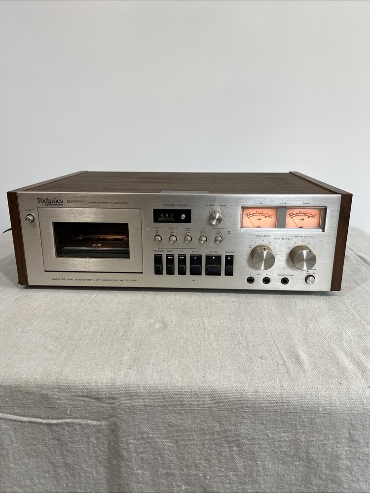 Vintage Technics by Panasonic RS-671A Stereo Cassette Deck Powers On