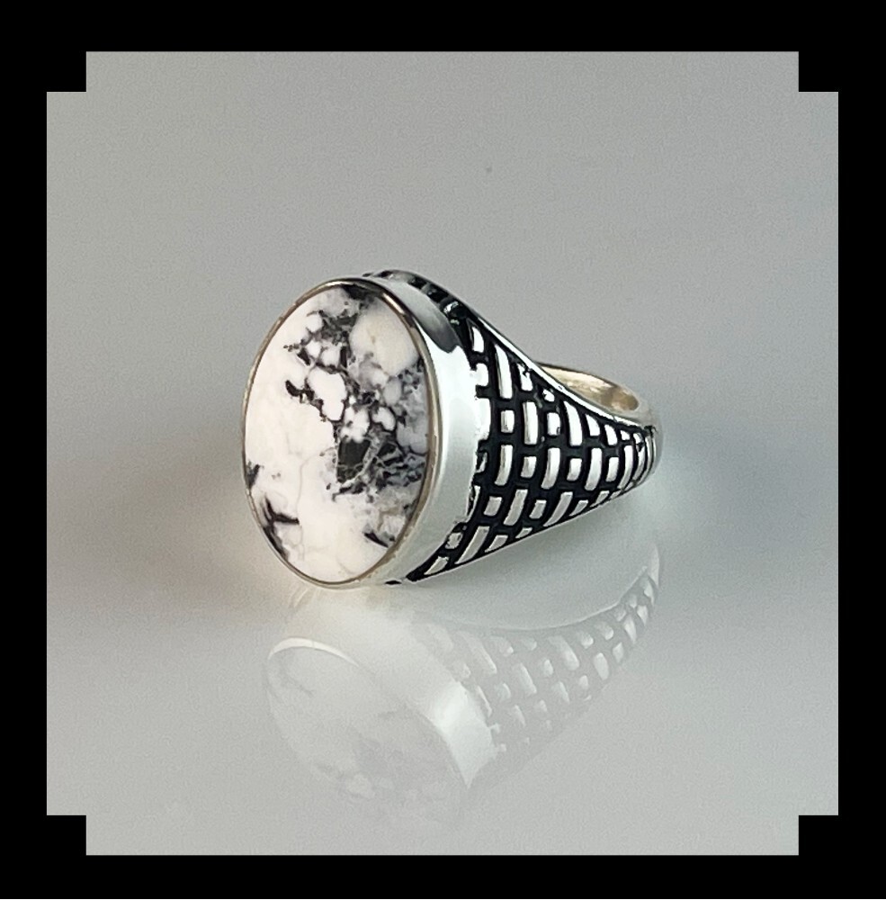 Sterling and White Buffalo Ring Size 12 3/4