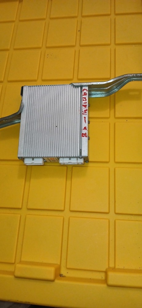 1998 Toyota Camry Amplifier Assembly #86280-AA040