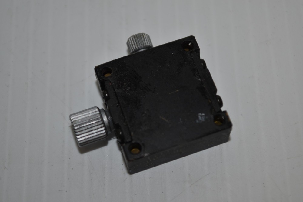 *JM* OPTOSIGMA OPTICAL STAGE 1" X 1" (MPR115)