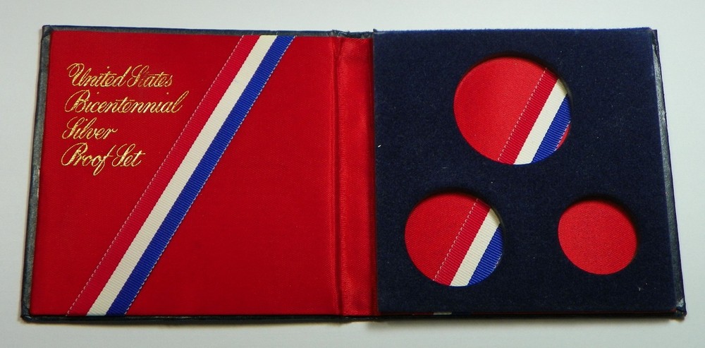 Empty Box 1976 U.S. Mint Silver Proof 3 Coin Set - Box ## NO COINS ##
