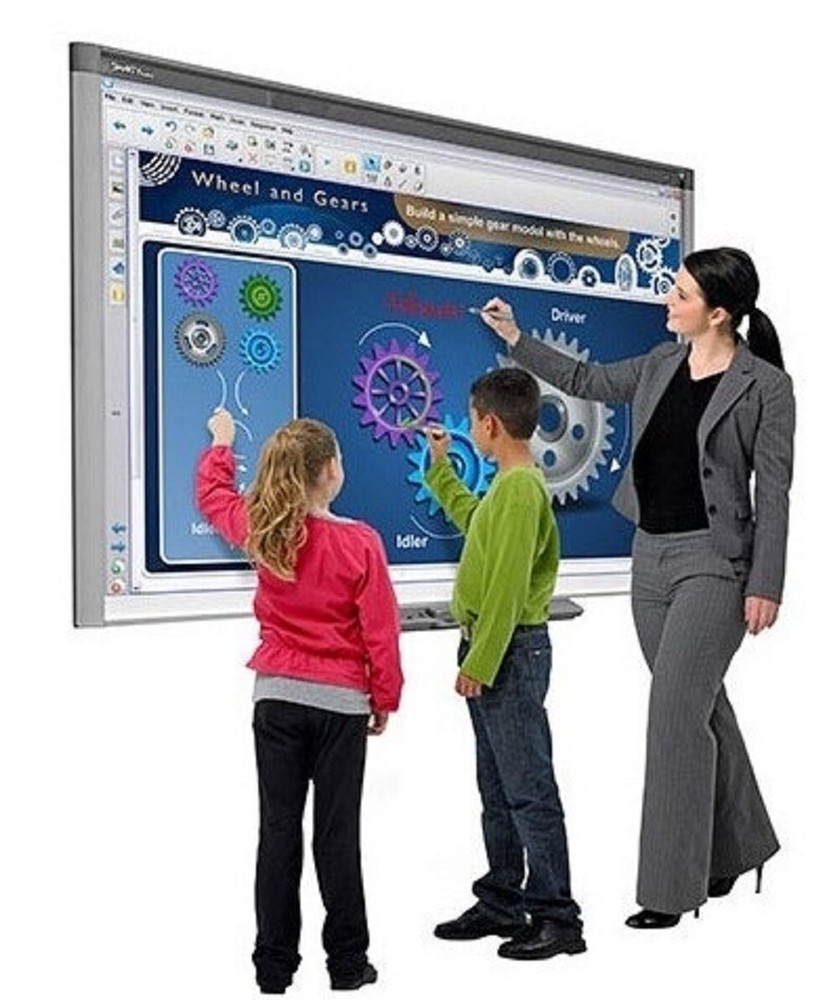 Interactive Smart Board SBX885 and Epson Short throw projector