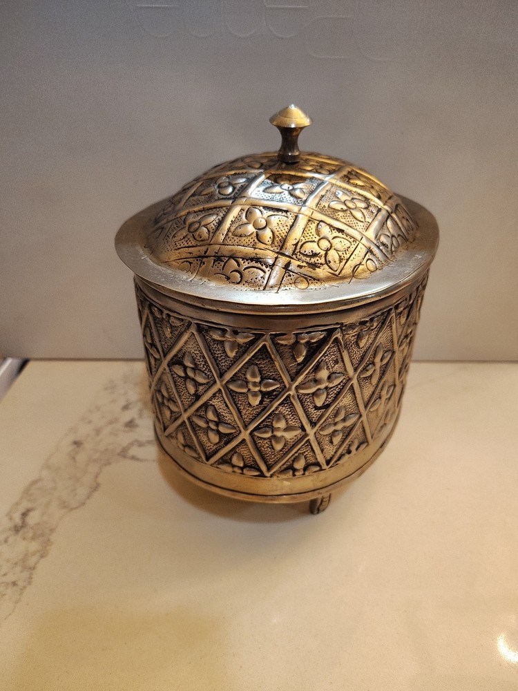 Silver Plate Salt Cellar Lidded Caddy Embossed India