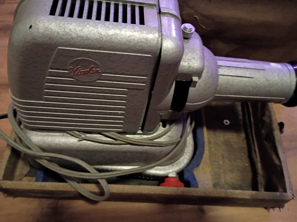 Antique Vintage Viewlex Projector Model V-33
