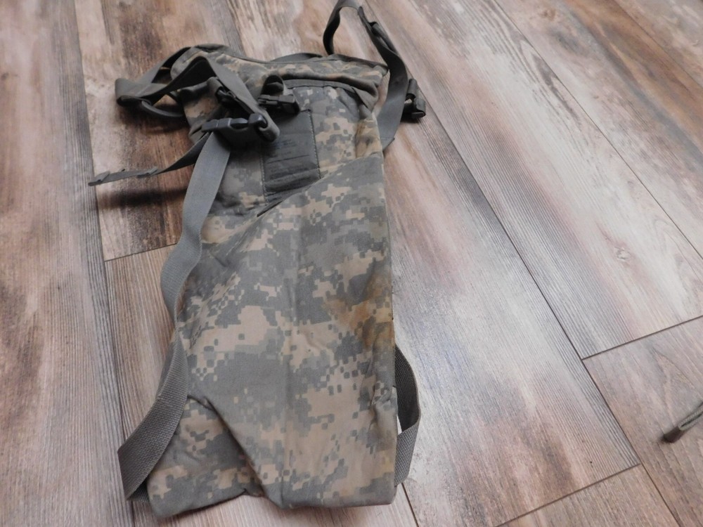 US MILITARY MOLLE II ACU 3L HYDRATION SYSTEM CARRIER