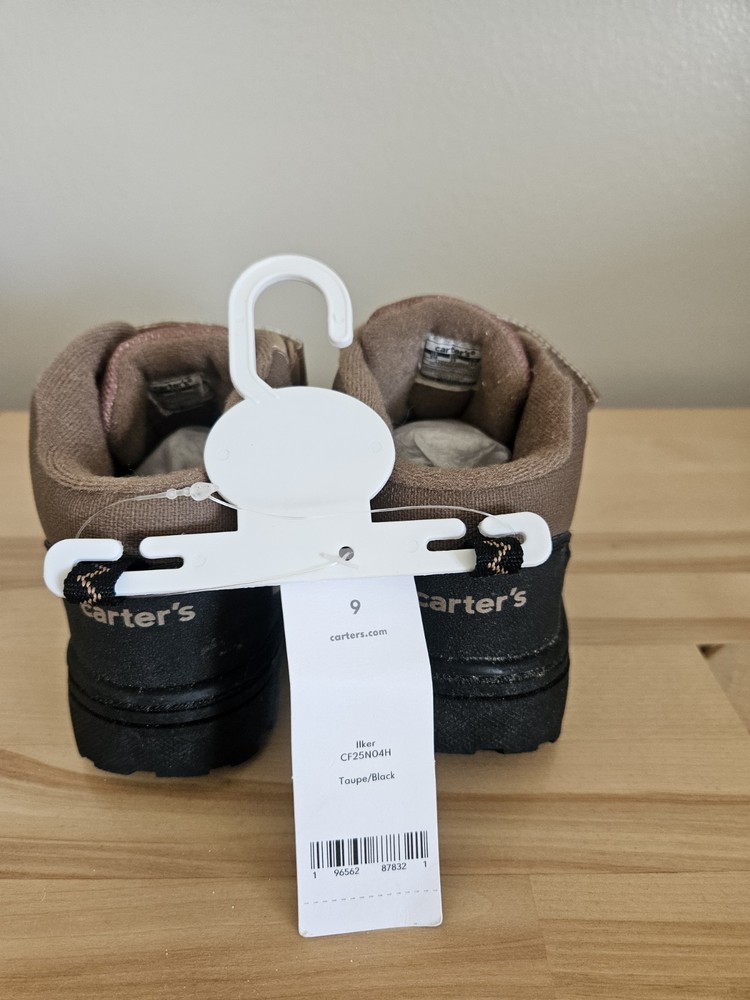 Carter's Boys Boots Size 9