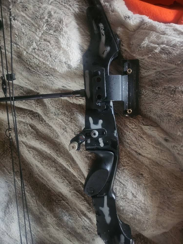 Robin Hood Apache Hunter Compound Bow