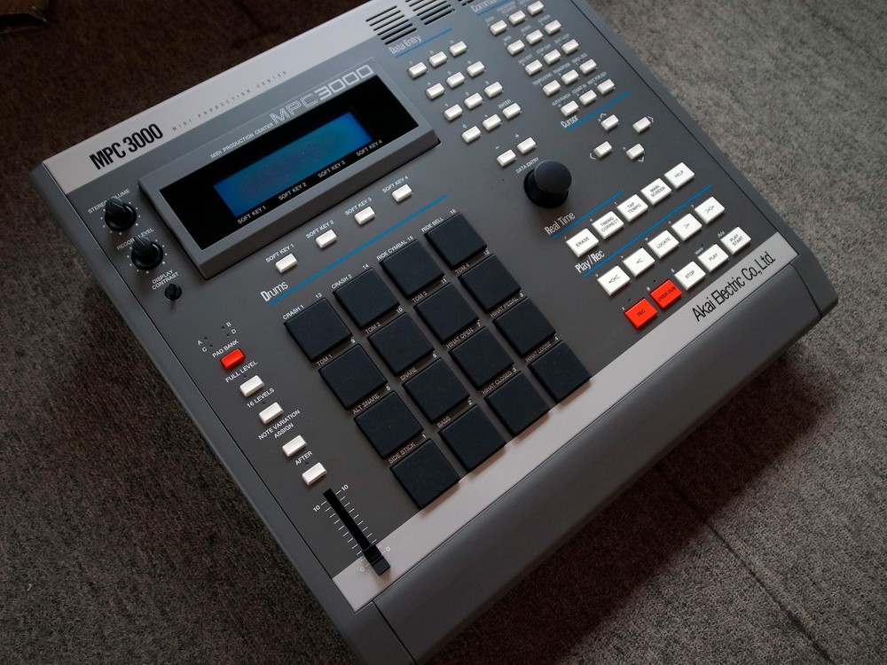 AKAI MPC3000 SP custom
