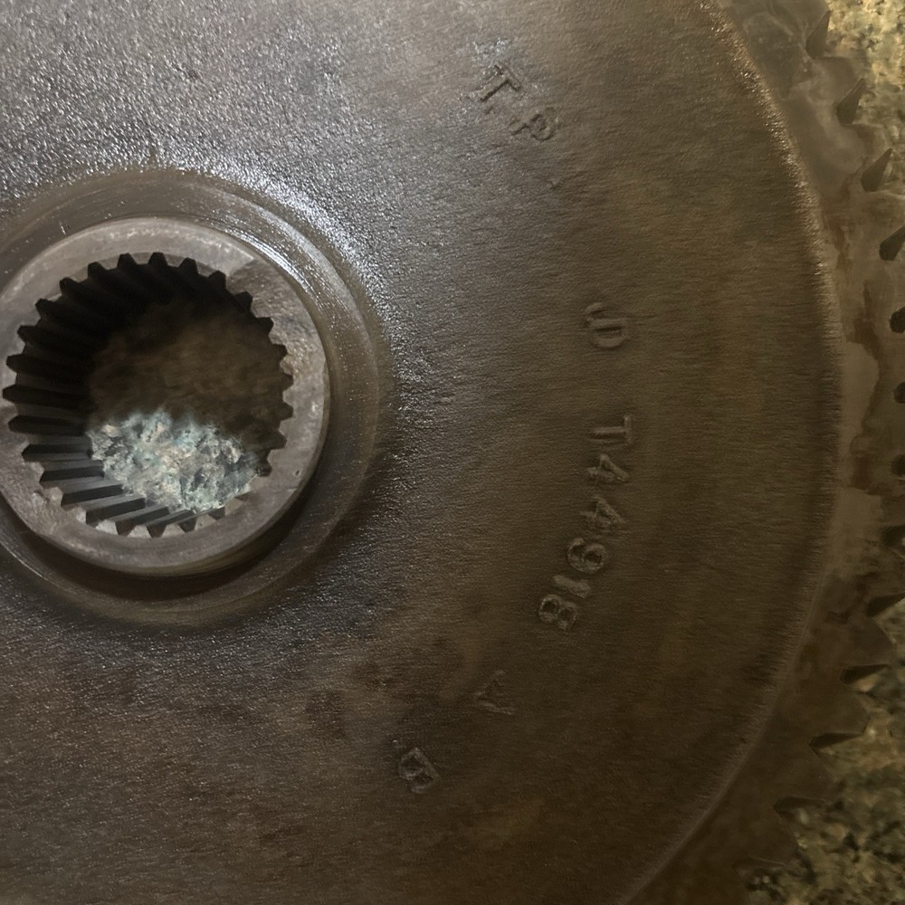 JOHN DEERE T44918 AUXILIARY GEAR