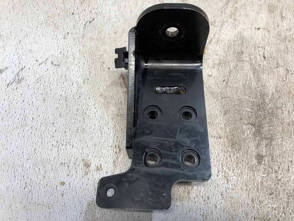 CAT C2.2 Engine Mount - Used | P/N 4165666