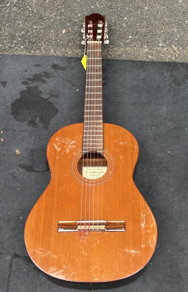 P caballero C3 classical guitar