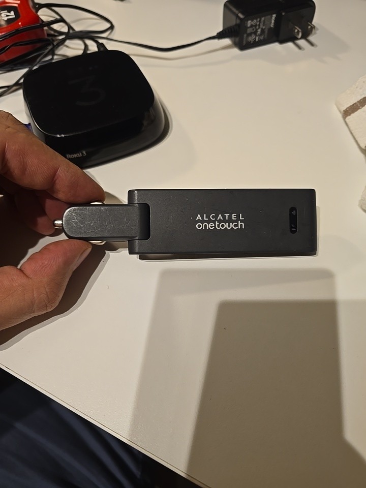 Sprint Alcatel OneTouch Ride-Fi Y856UB USB Modem