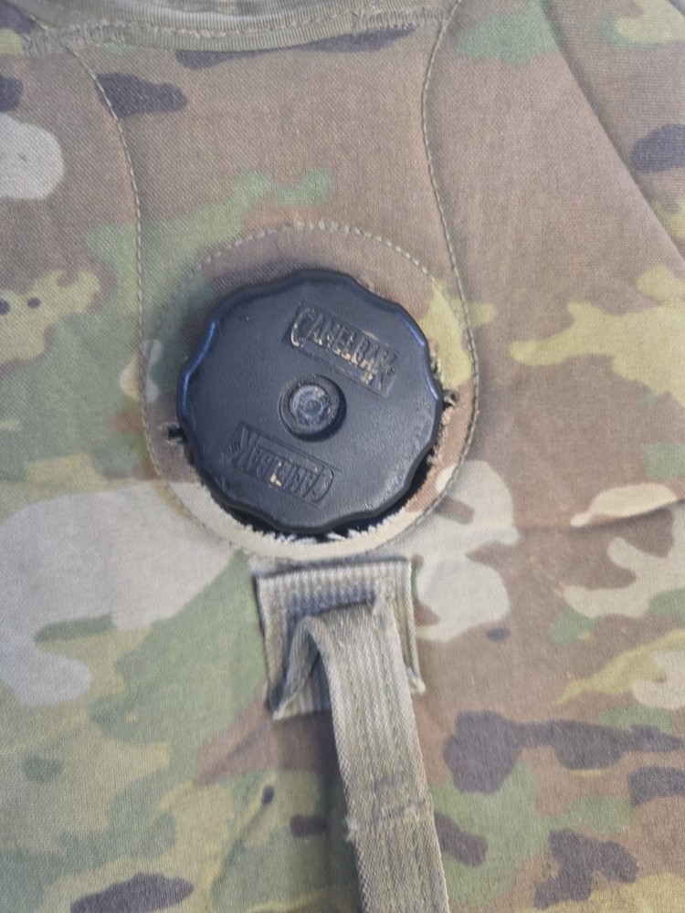 Military Multicam Molle II Hydration System Carrier Pack w/ Bladder