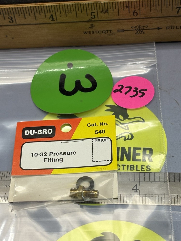 DUBRO 540 PRESURE FITTING 10 - 32