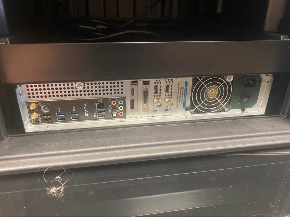 (Resi) D1000 Multisite Decoder w/ Furman M-8x2 Power Conditioner & Gator Pro