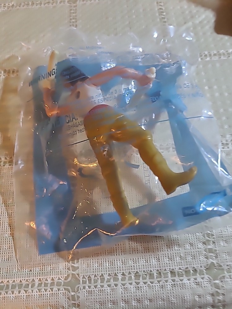 DISNEY RAYA MCDONALD'S FIGURE