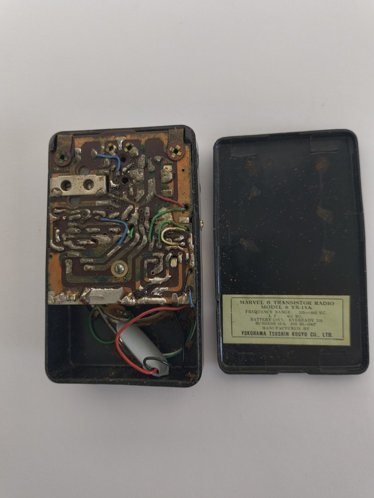 MARVEL MODEL 6 YR 15A TRANSISTOR RADIO WORKS