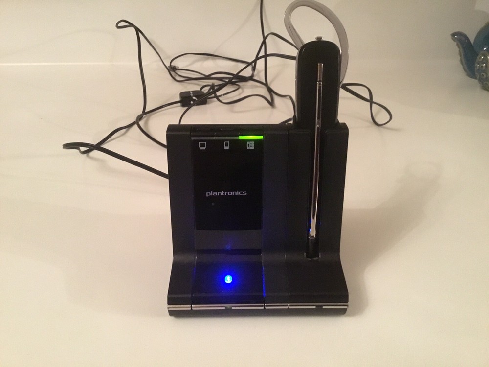 Plantronics W02 USB DECT 6.0 Wireless Bluetooth Headset