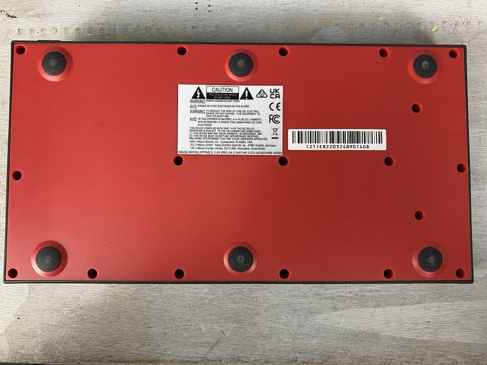 Akai Professional MPC Studio Music Production Controller Tested Great Condition