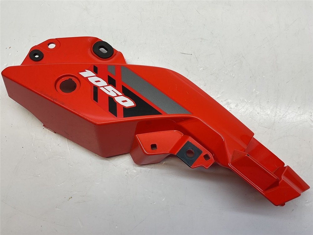 2020-2023 Suzuki Left Hand Frame Cover