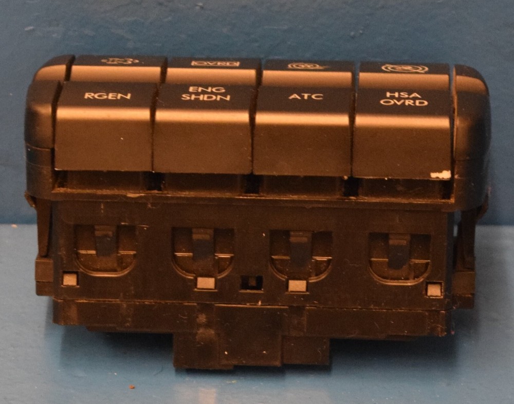 FREIGHTLINER SWITCH CRADLE PANEL MODULE A06-60973-000 - 20878