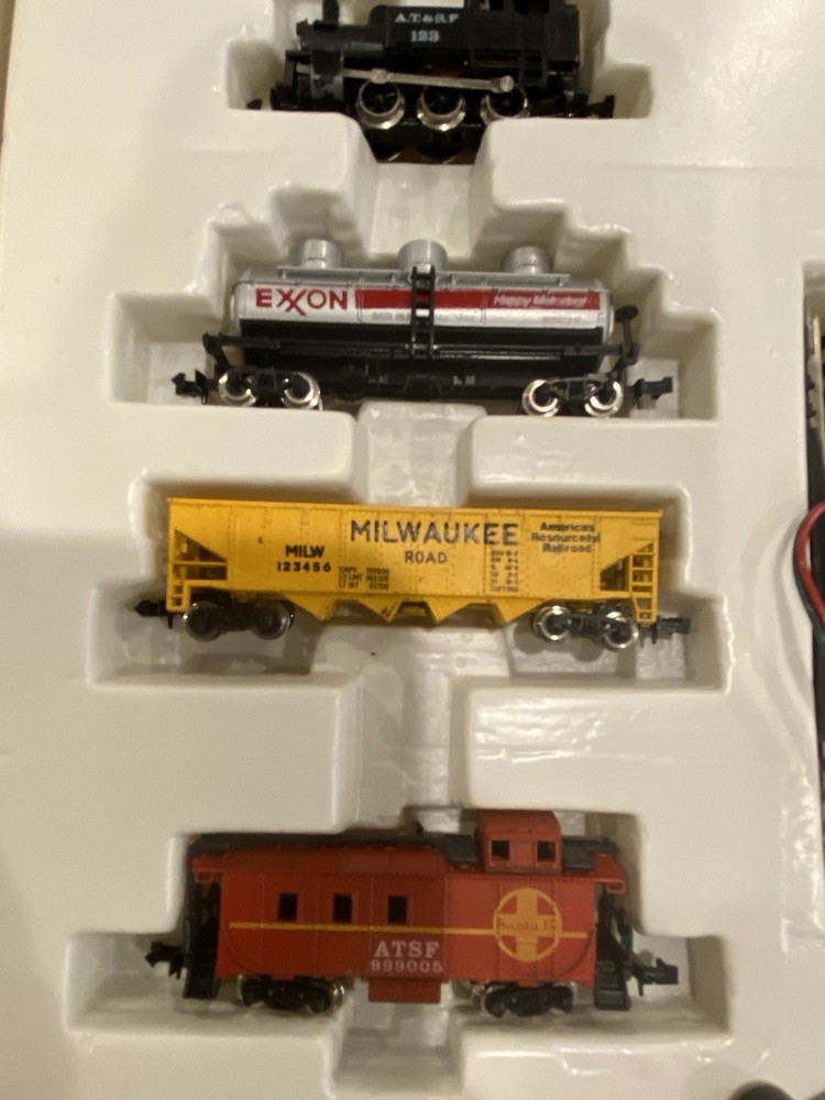Model Power N Scale "Shifty Sam" Electric Train Set #1180