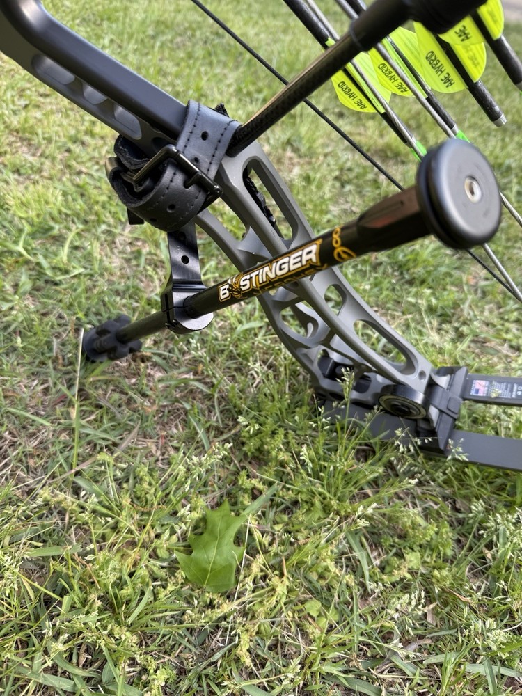 Bowtech SS34 Compound Bow Gray/Black Right Hand w/ Accessories & Rangefinder