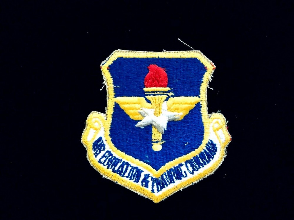 AIR EDUCATION & TRAINING COMMAND PATCH-U.S.A.F. *