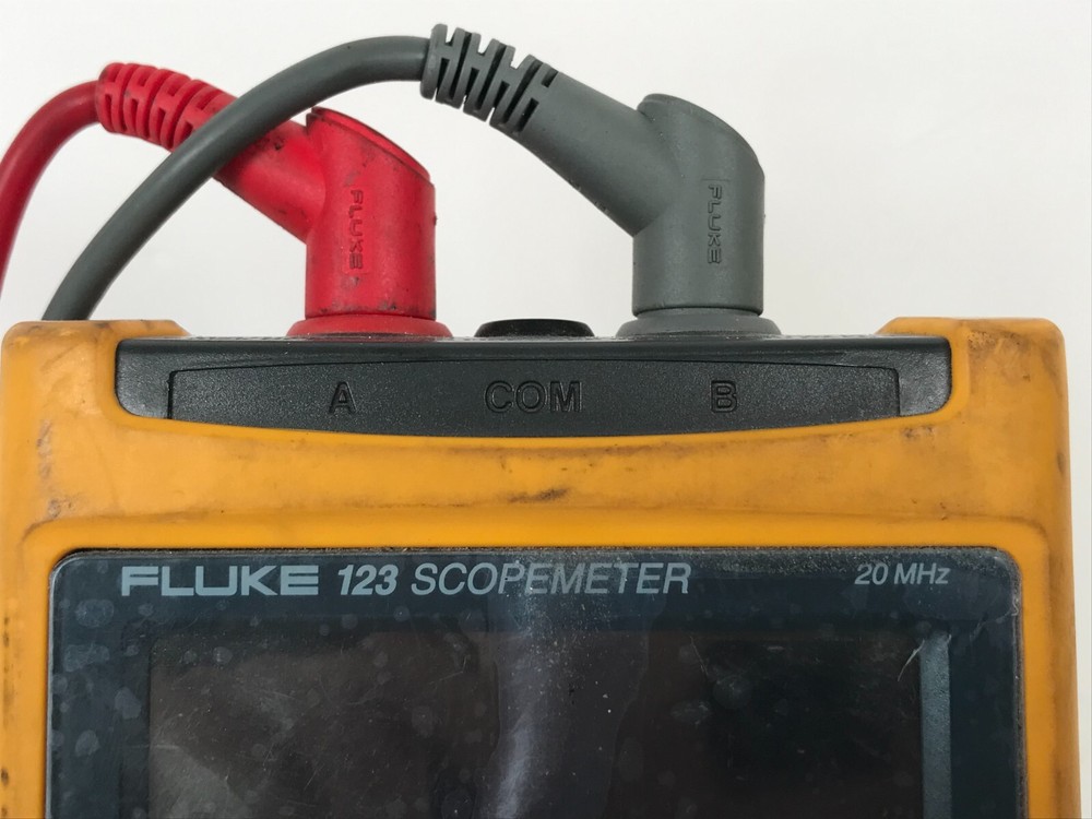 Fluke 123 Industrial ScopeMeter Scope Oscilloscope Multimeter