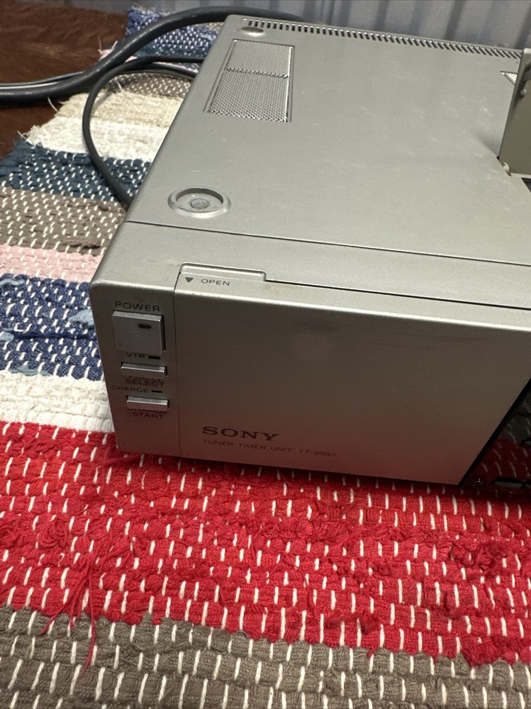 Vintage Programmable Betamax Portable Tuner Timer Unit Sony TT-2000 Untested