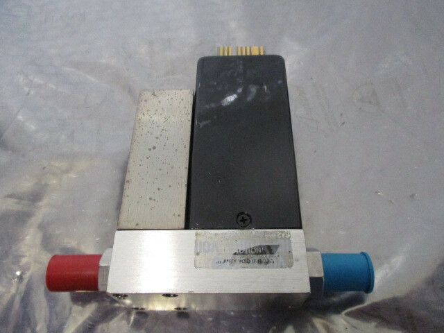 UNIT UFC-1110A Mass Flow Controller, MFC, O2, 15 SLPM, 421120