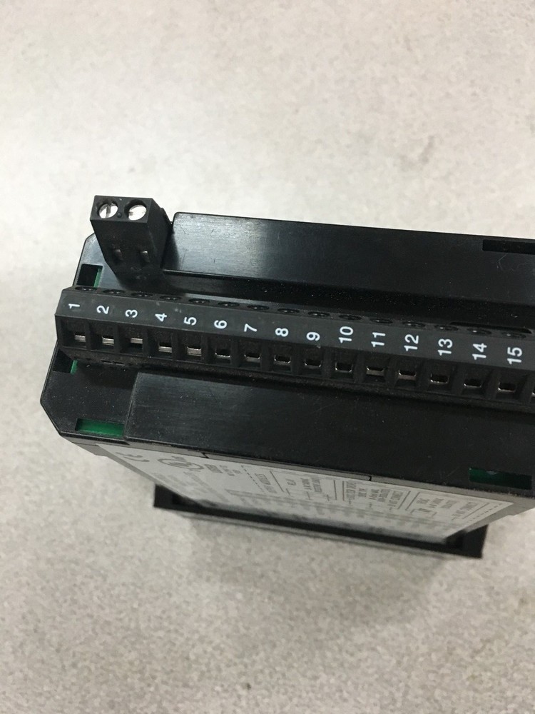 NEW NO BOX RED LION CONTROLS PANEL METER PSC12005