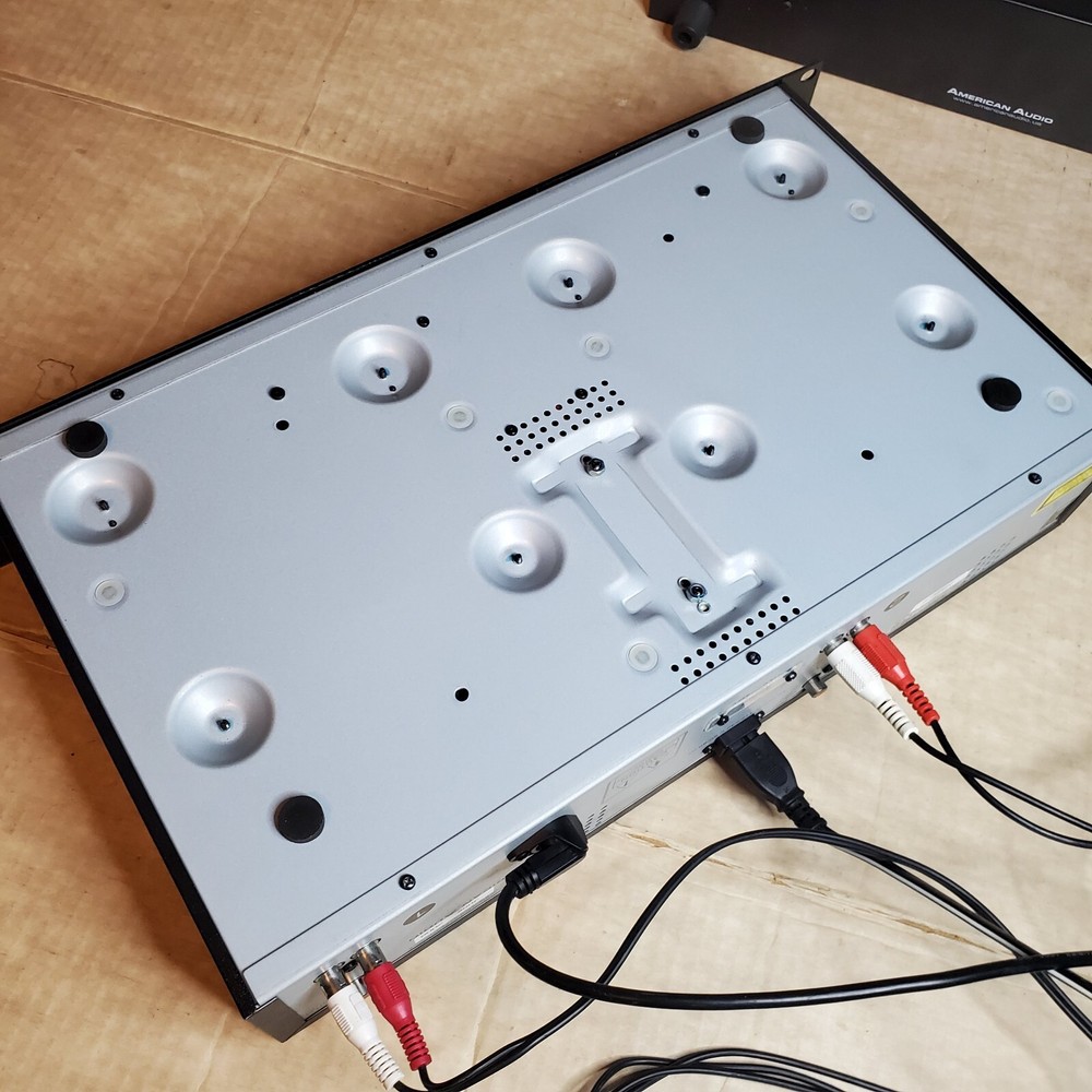 American Audio dcd-pro310 Professional Dj Controller & Dual Cd Player