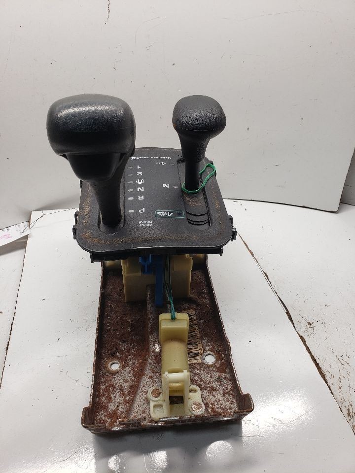GRANDCHER 2004 Transmission Shift OEM