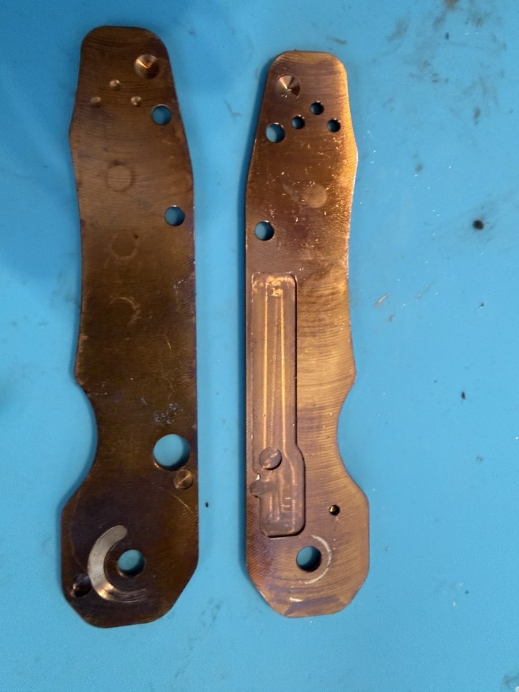 Spyderco Smock Damascus Anodized Scales + Button