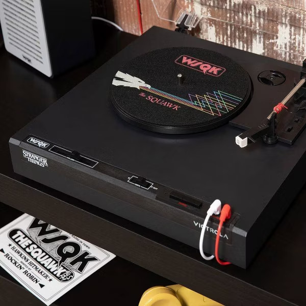 Stranger Things WSQK Record Player VINYLSTREAM technology