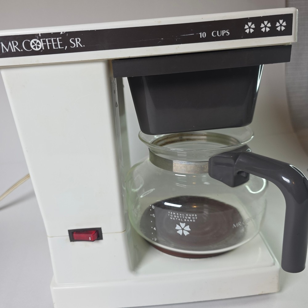 Vintage Mr. Coffee SR-10 10-Cup Automatic Brewing System White Coffee Maker WORK