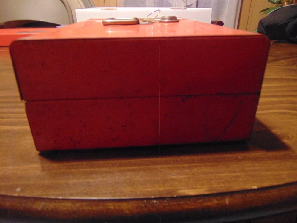 used snap-on toolbox kra 65b -with lock &2 keys!ex condition-look!