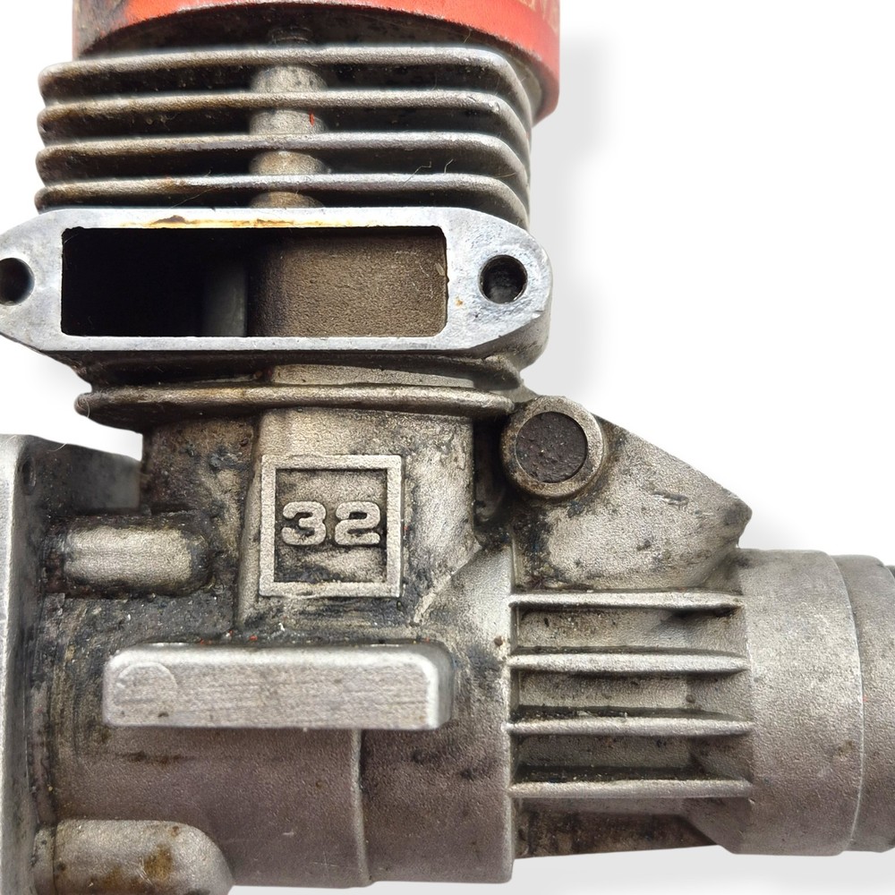 Dynamite .32 Marine Nitro Engine Water Cooled DYN6450 RC Boat Motor Pull Start