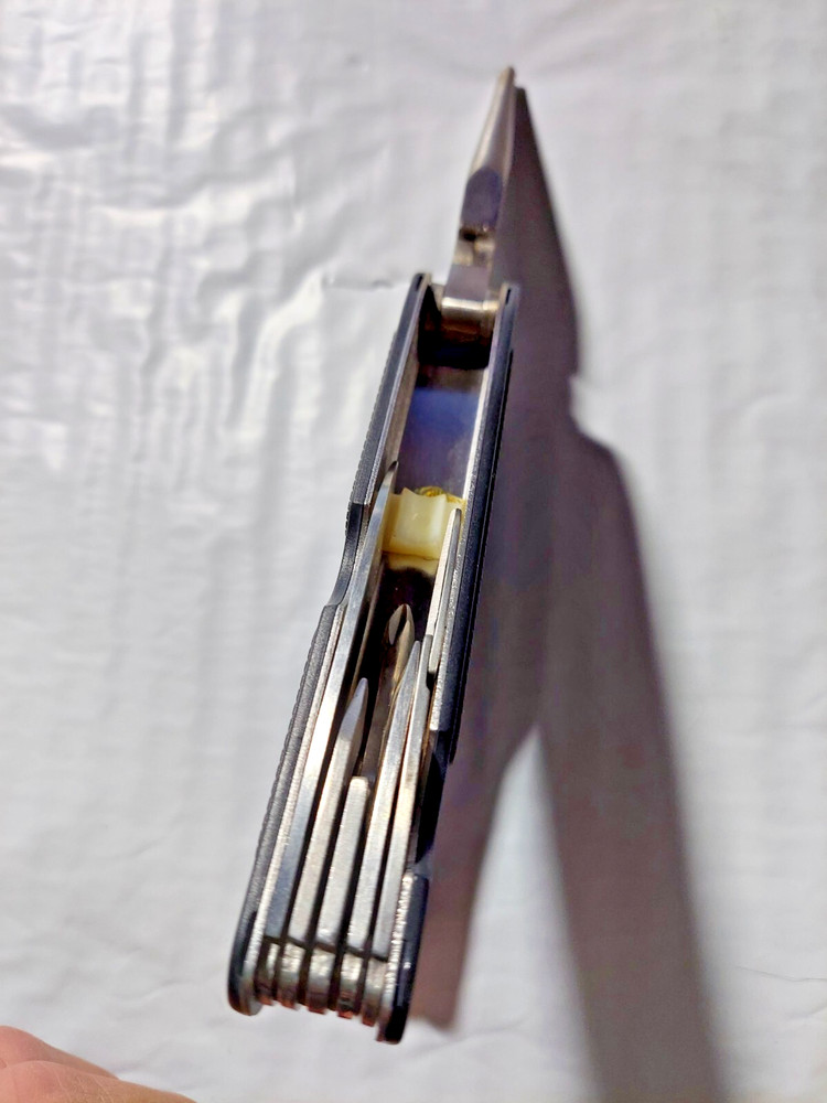 NORTH WEST TERRITORY MULTI-TOOL