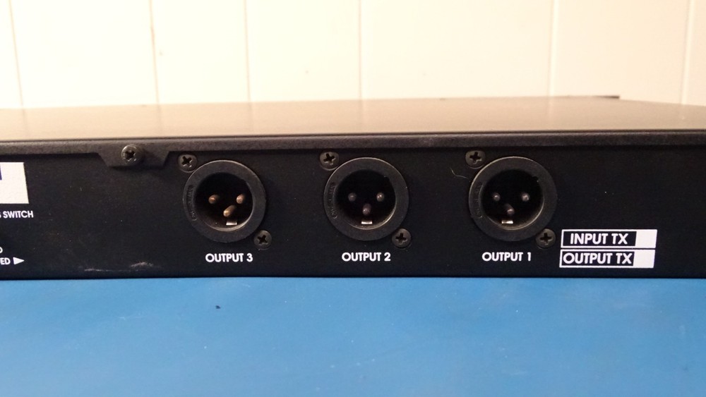 Klark Teknik DN7103 Digital Delay Line