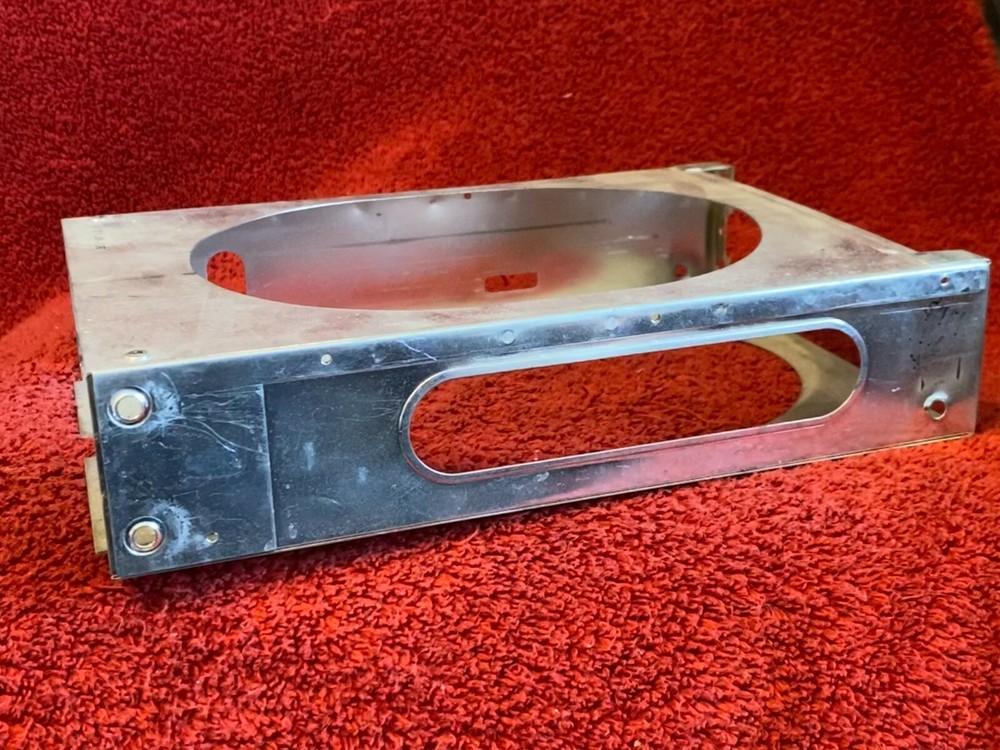 MOUNTING TRAY FOR KING KX 155 NAV/COMM