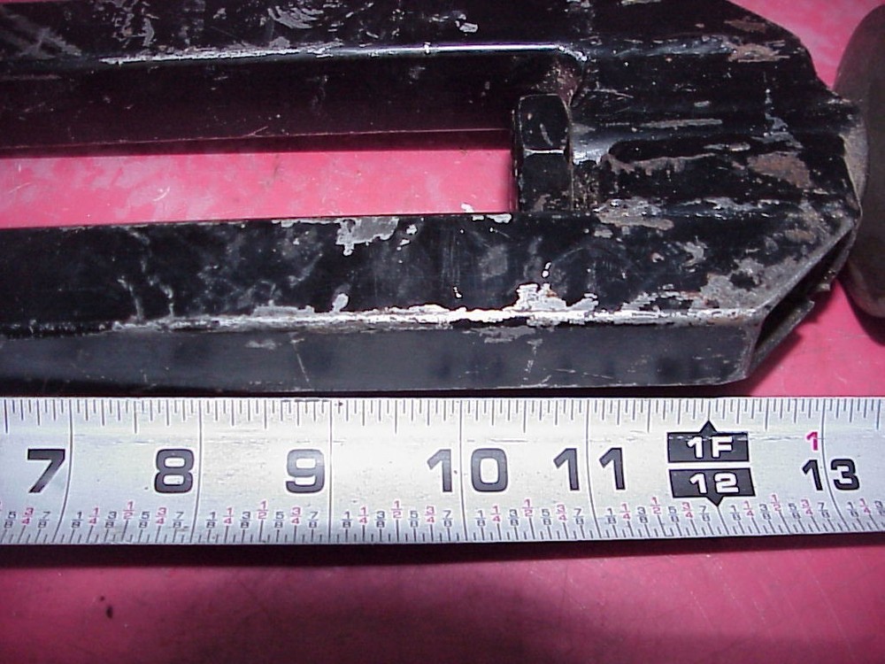Black Torque Link Pull Bar with 1 Bisquits Late Model Modified