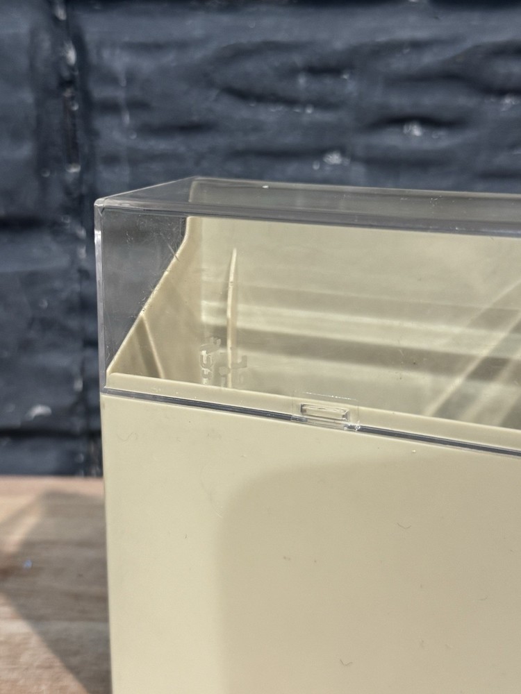 SRW Computer Components Co File Floppy Storage Case Small Case