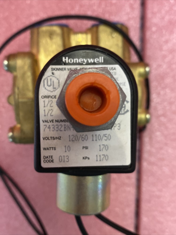 Honeywell Skinner Pressure Regulating Valve 74332BN4UNJ10C111P3