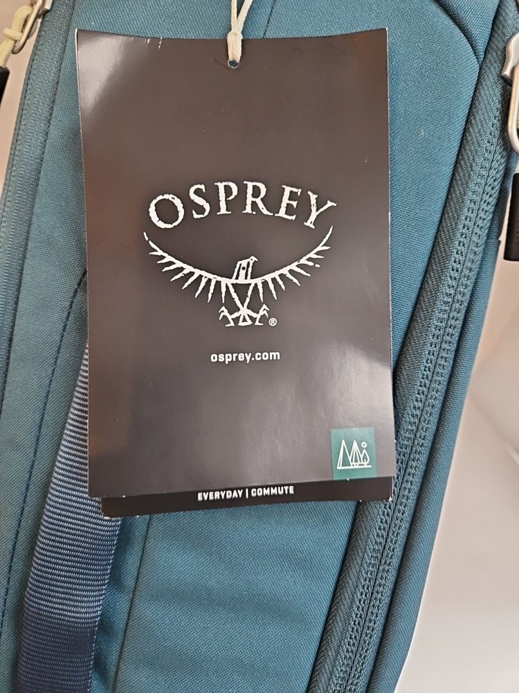 Osprey Arcane Duffel Bag/Backpack 30L. Stargazer Blue.