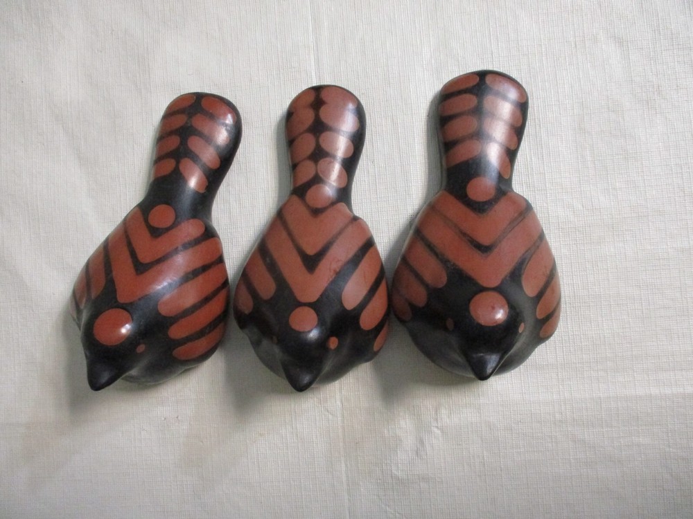3 Chulucanas Peru Peruvian Pottery Signed - Art Pottery Birds