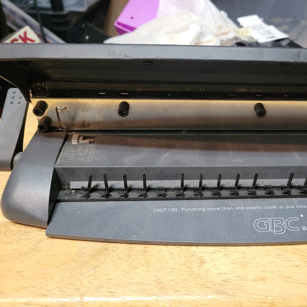 GBC Docubind Personal Presentation Binding System Machine