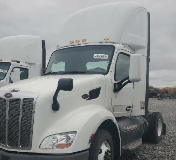 Replaces 2016 PETERBILT 579 CAB ,  MS