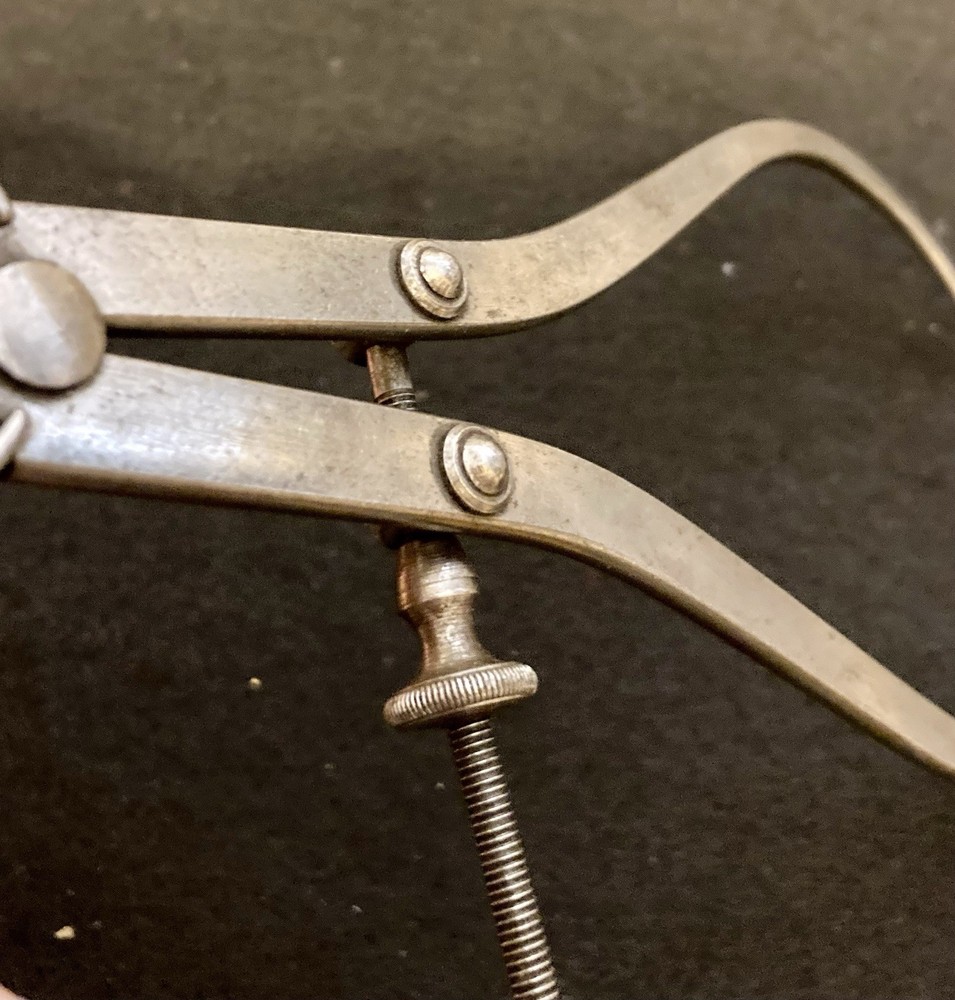 STARRETT 6" OUTSIDE CALIPER SPRING JOINT FLAT LEG MADE IN U.S.A.